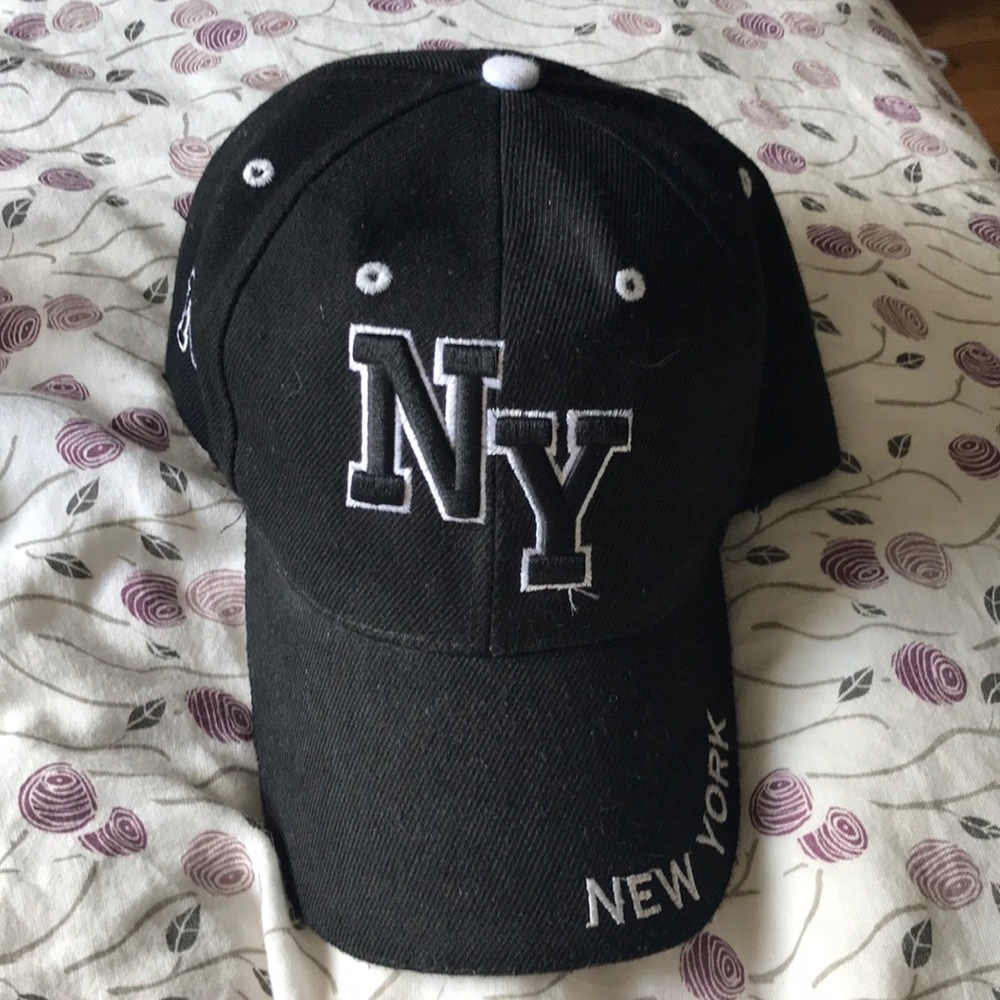 New York baseball hat